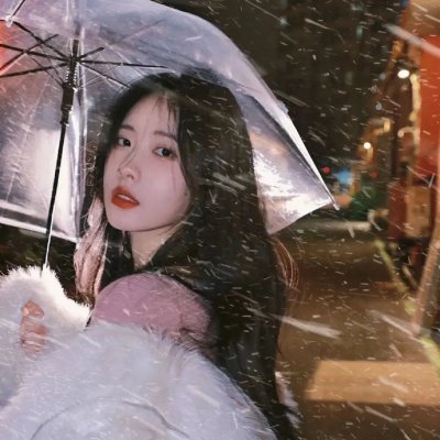 索女·丧尸·机关枪